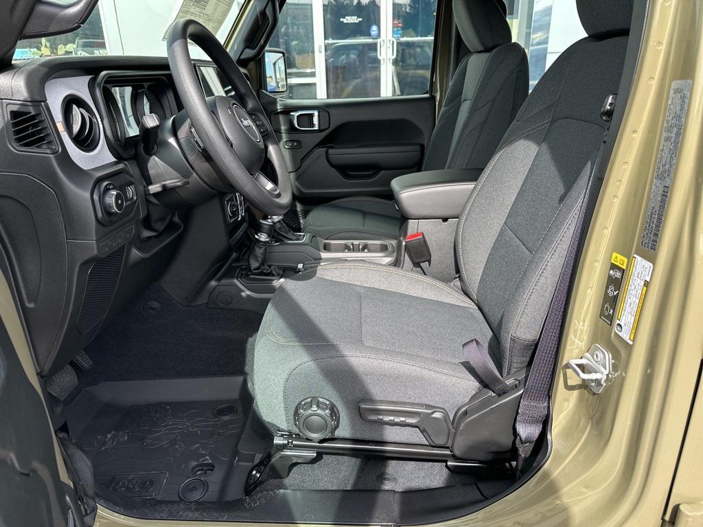 new 2025 Jeep Wrangler car, priced at $37,053