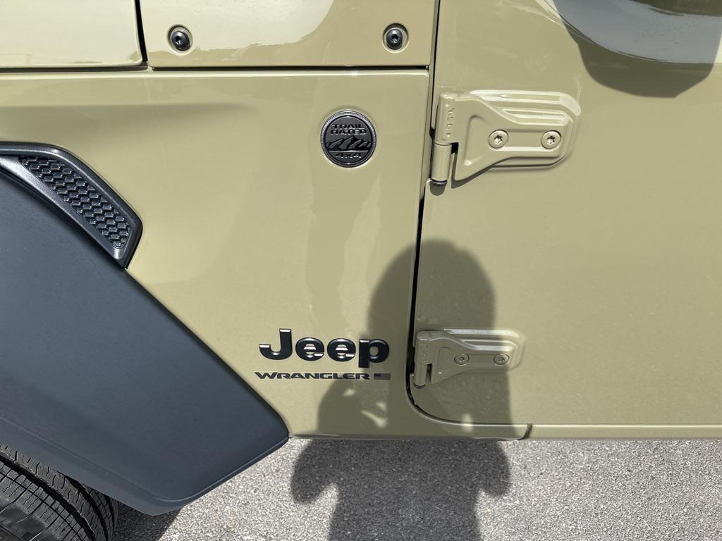 new 2025 Jeep Wrangler car, priced at $37,053