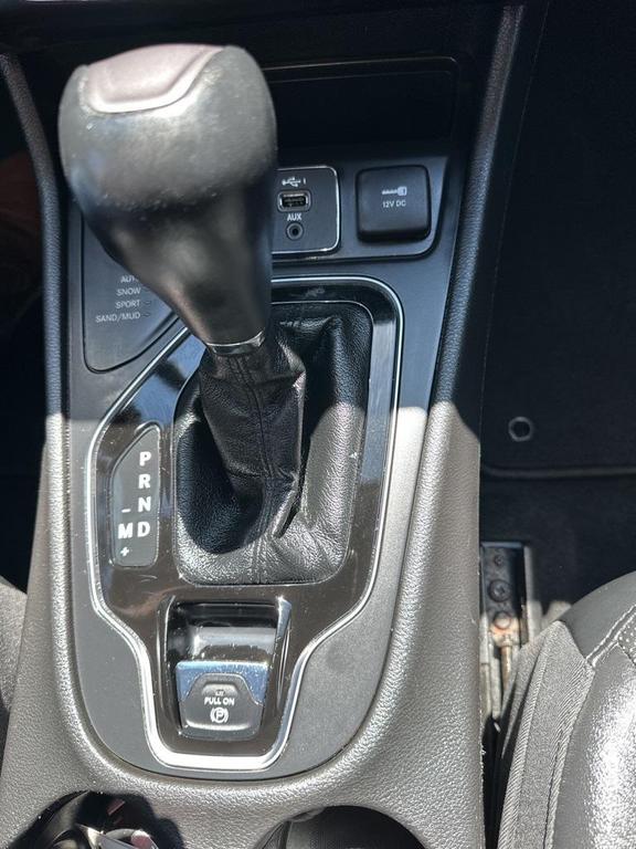 used 2020 Jeep Cherokee car, priced at $18,999