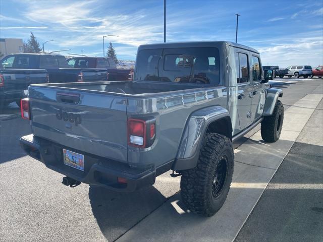 new 2025 Jeep Gladiator car, priced at $45,288