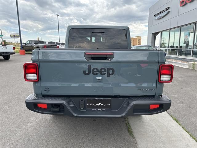 new 2025 Jeep Gladiator car, priced at $45,892