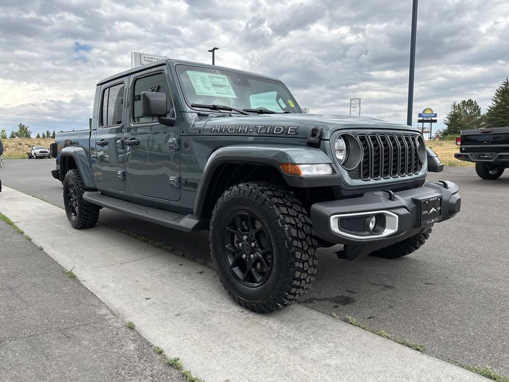 new 2025 Jeep Gladiator car, priced at $43,642