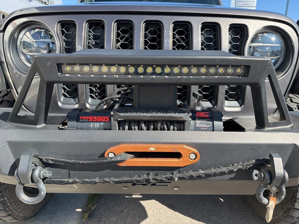 used 2020 Jeep Gladiator car, priced at $32,952