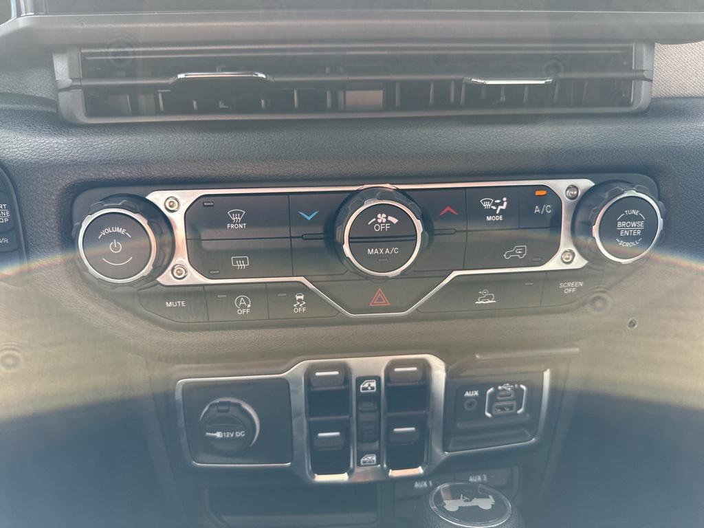 used 2024 Jeep Wrangler car, priced at $34,987