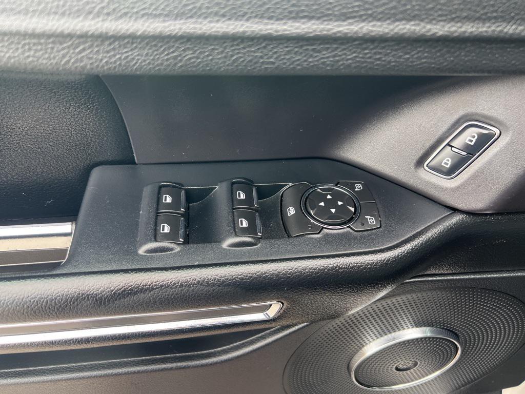 used 2018 Ford Expedition car, priced at $12,999