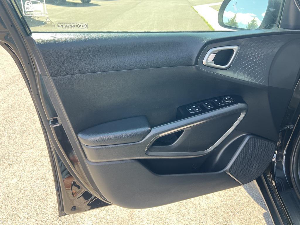 used 2021 Kia Soul car, priced at $14,129