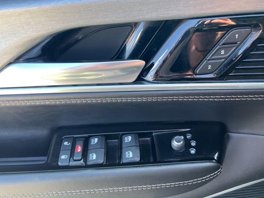 used 2023 Jeep Wagoneer car, priced at $52,191