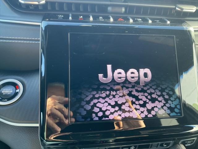 new 2025 Jeep Grand Cherokee L car, priced at $40,147