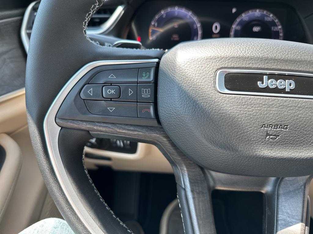 new 2025 Jeep Grand Cherokee L car, priced at $46,382
