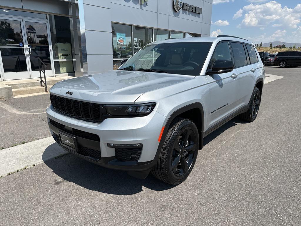 new 2025 Jeep Grand Cherokee L car, priced at $47,817