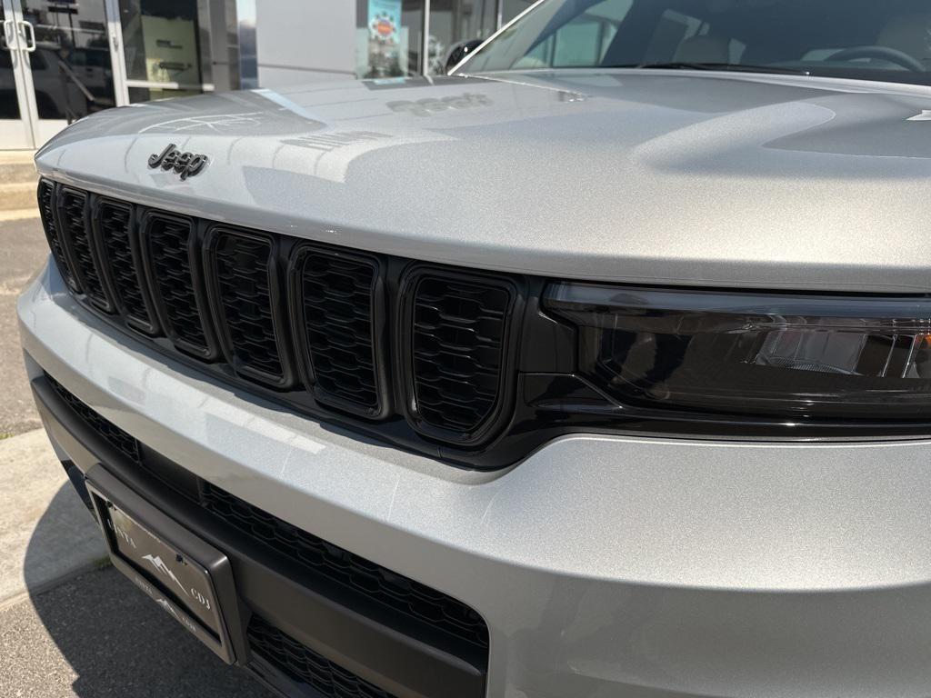 new 2025 Jeep Grand Cherokee L car, priced at $46,382
