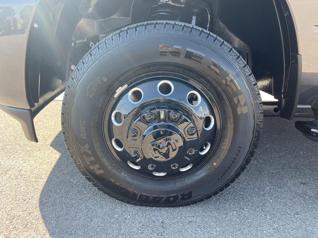 new 2025 Ram 3500 car, priced at $81,465