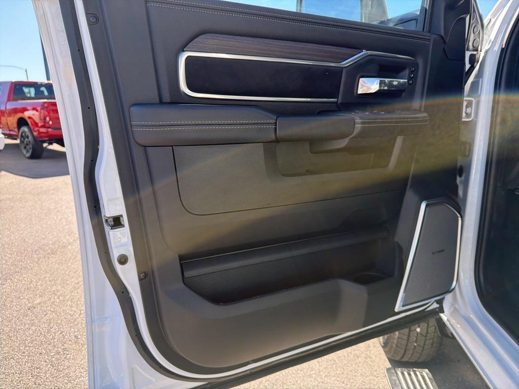 new 2025 Ram 3500 car, priced at $83,670