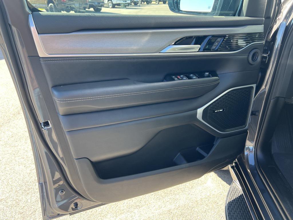 new 2025 Jeep Wagoneer L car, priced at $63,758