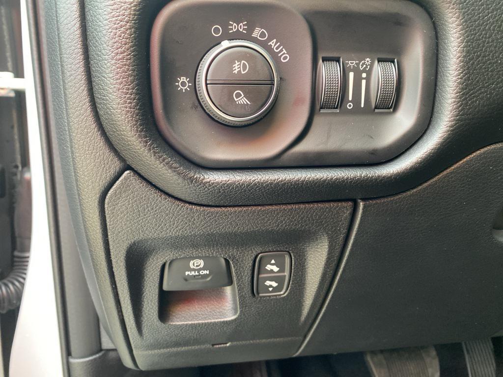 new 2025 Ram 1500 car, priced at $58,374