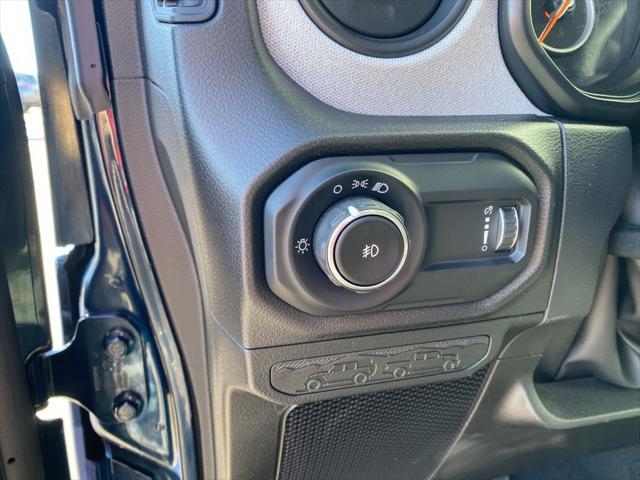 new 2025 Jeep Wrangler car, priced at $39,266