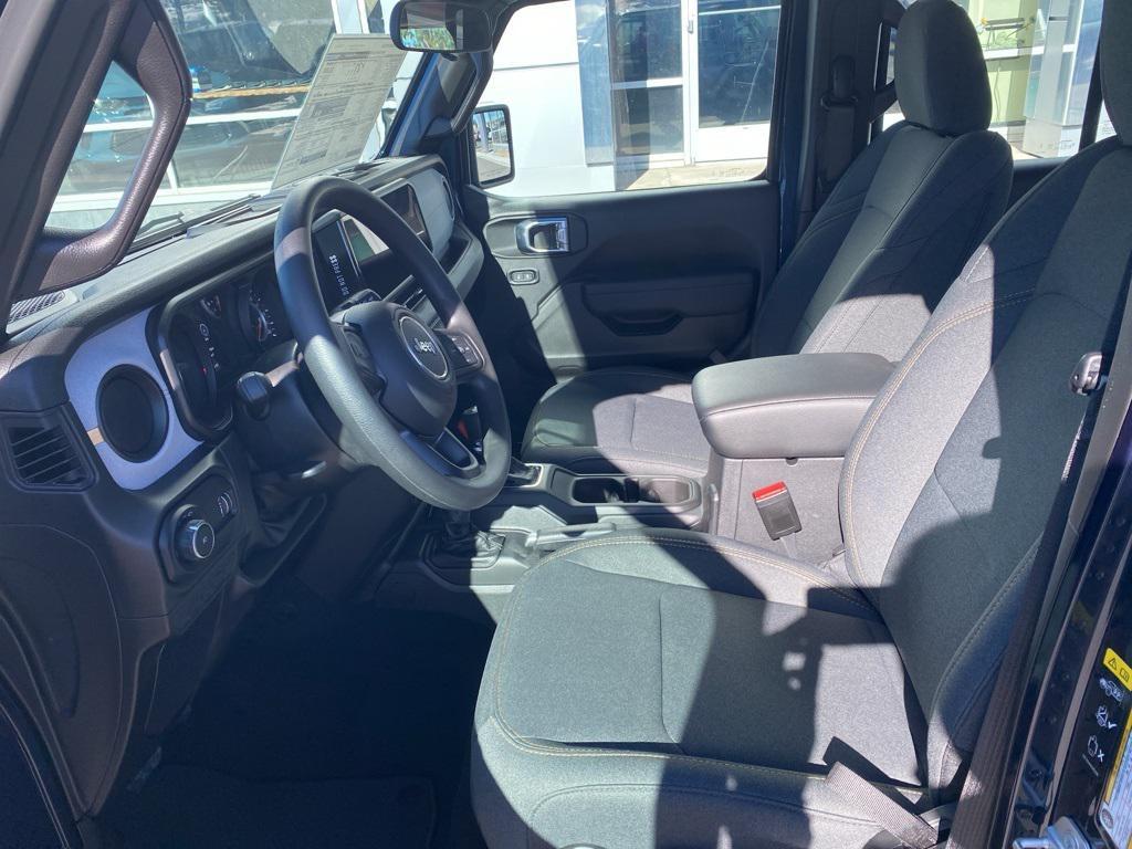 new 2025 Jeep Wrangler car, priced at $37,787