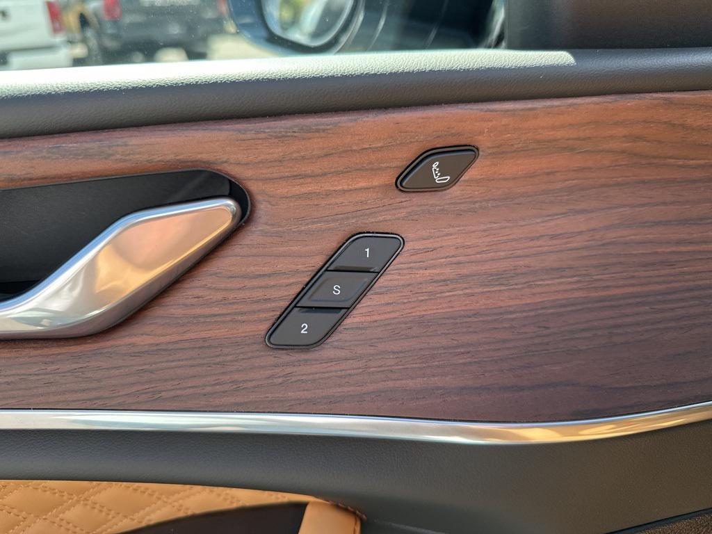 new 2025 Jeep Grand Cherokee L car, priced at $61,352