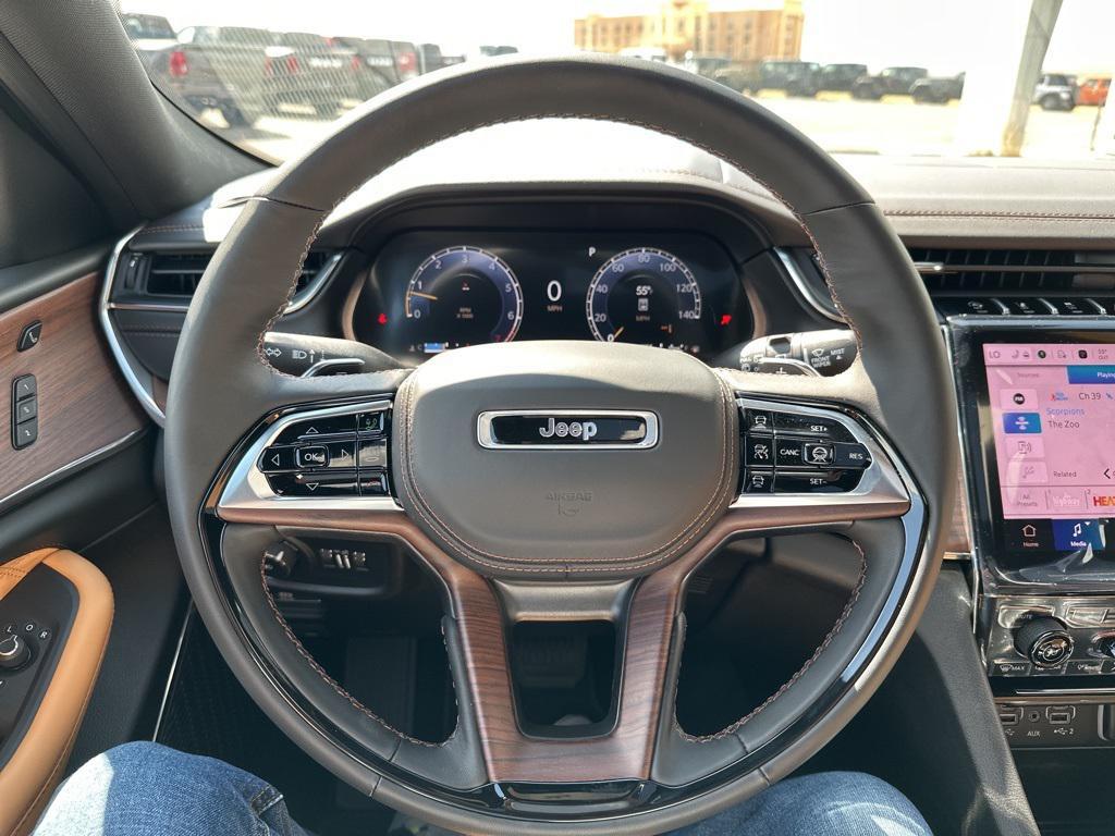new 2025 Jeep Grand Cherokee L car, priced at $61,352