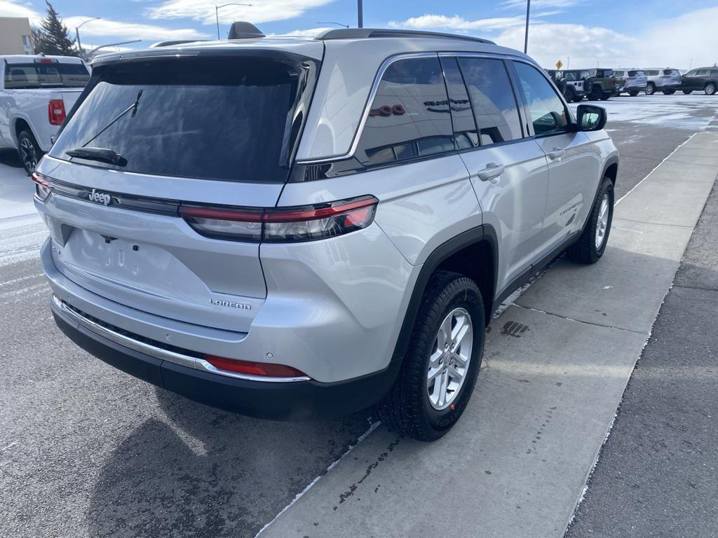 new 2025 Jeep Grand Cherokee car, priced at $35,710