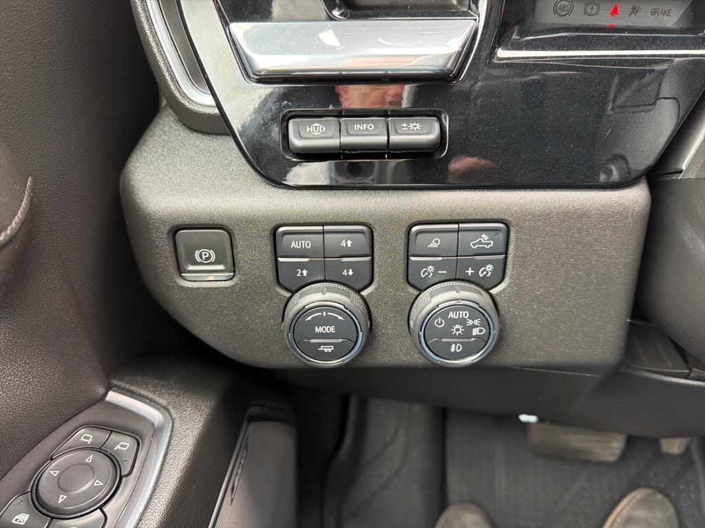 used 2023 Chevrolet Silverado 1500 car, priced at $42,964