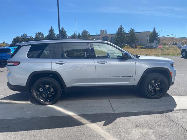 new 2024 Jeep Grand Cherokee L car, priced at $44,703