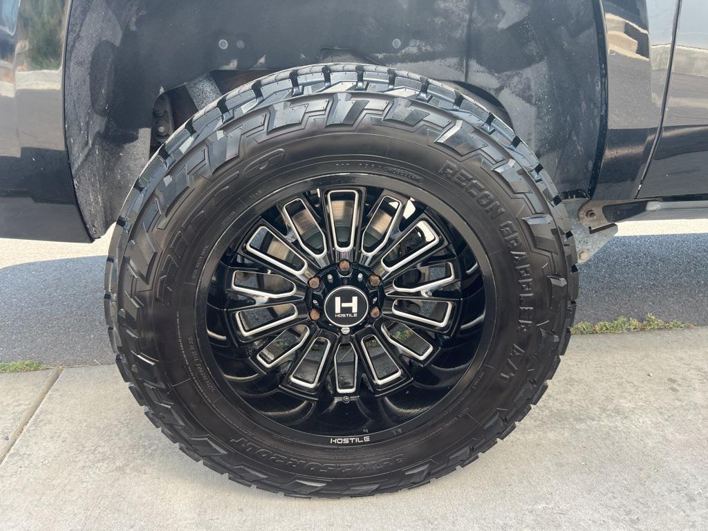 used 2019 Chevrolet Suburban car, priced at $31,040