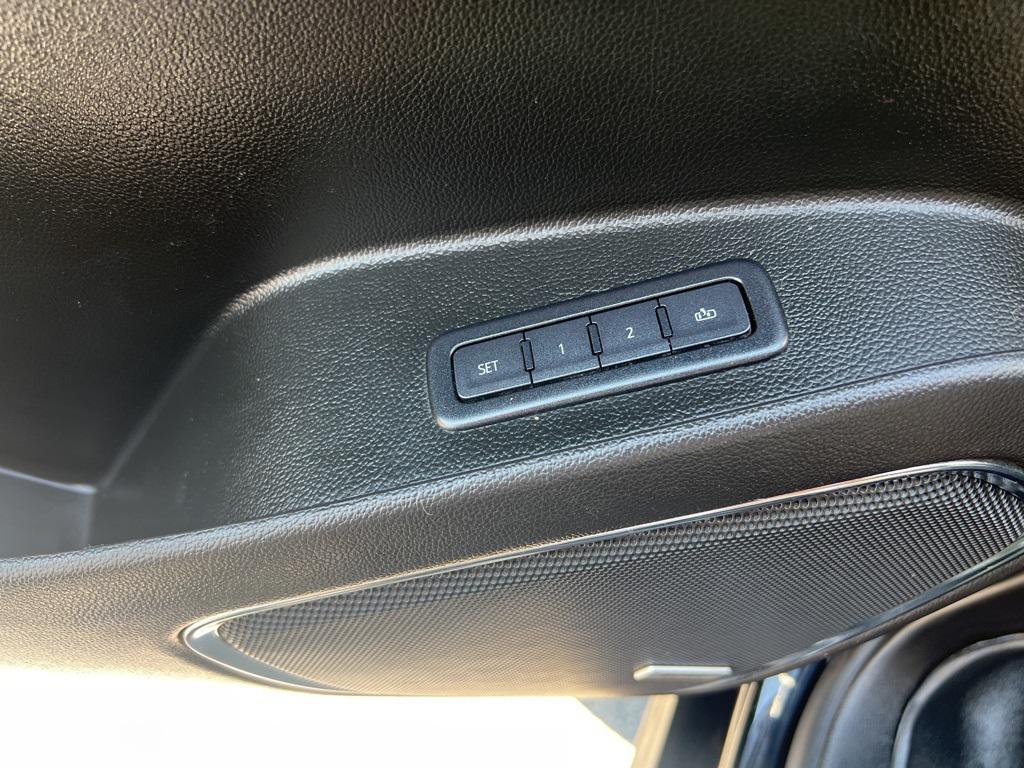 used 2019 Chevrolet Suburban car, priced at $31,040