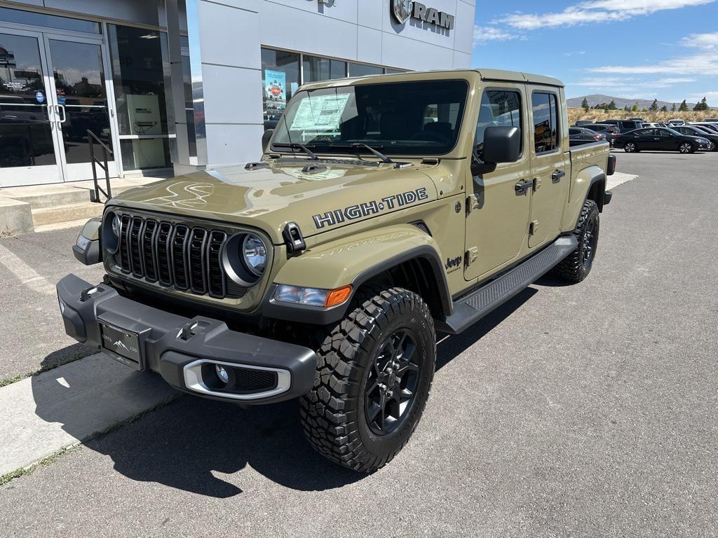 new 2025 Jeep Gladiator car, priced at $43,637