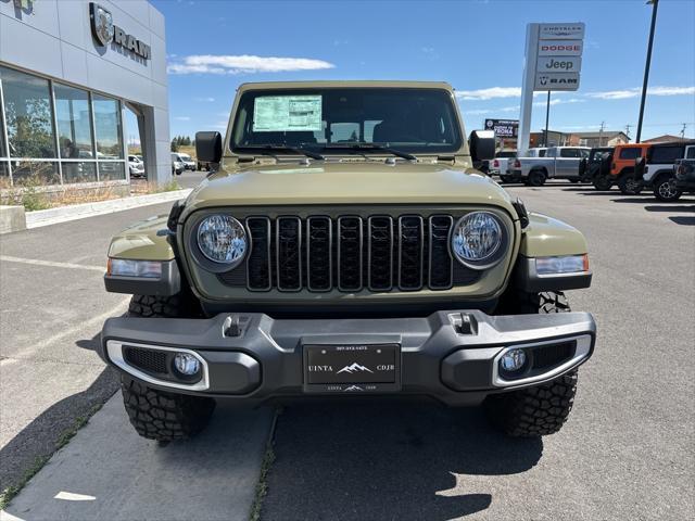 new 2025 Jeep Gladiator car, priced at $45,867