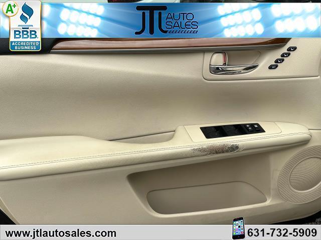 used 2013 Lexus ES 300h car, priced at $14,990