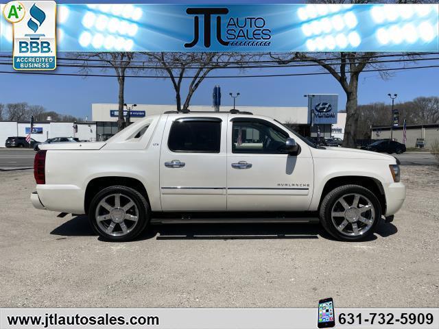 used 2011 Chevrolet Avalanche car, priced at $15,490