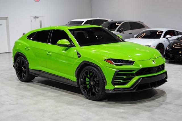 used 2021 Lamborghini Urus car, priced at $215,900