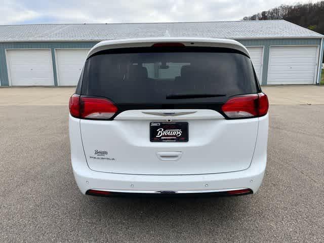 used 2018 Chrysler Pacifica car, priced at $13,500