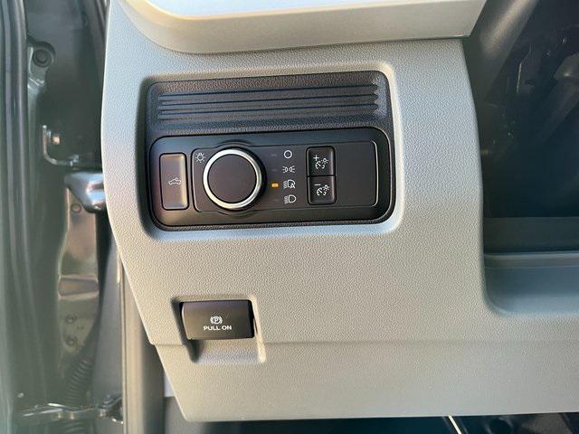 new 2025 Ford F-250 car, priced at $65,985