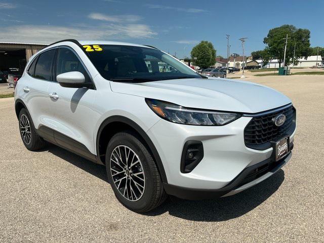 new 2025 Ford Escape PHEV car, priced at $32,156