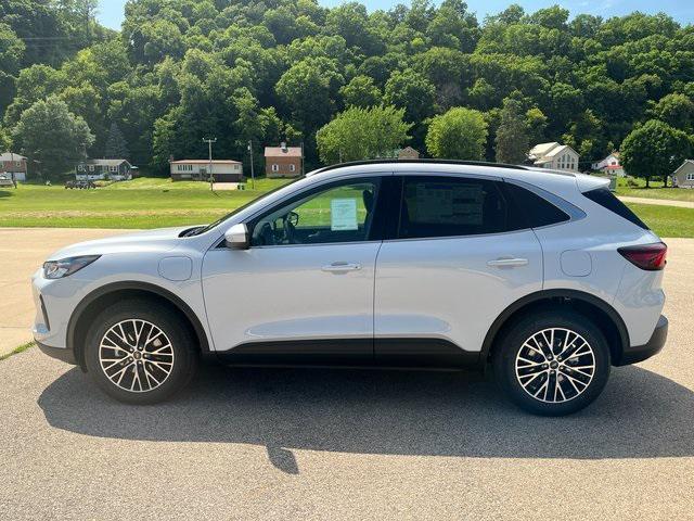 new 2025 Ford Escape PHEV car, priced at $32,156