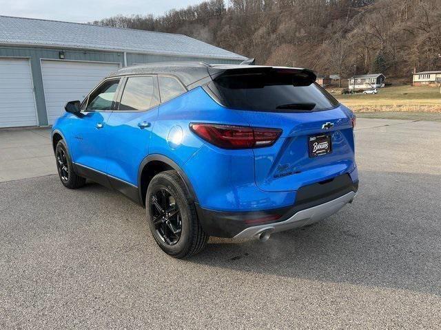 new 2025 Chevrolet Blazer car, priced at $40,915