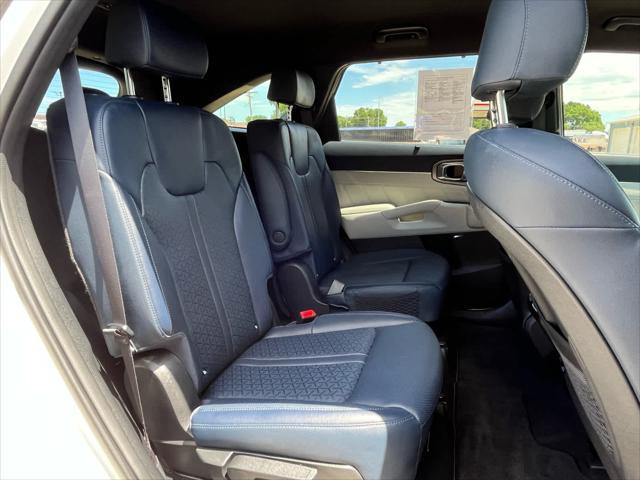 used 2023 Kia Sorento Hybrid car, priced at $33,990