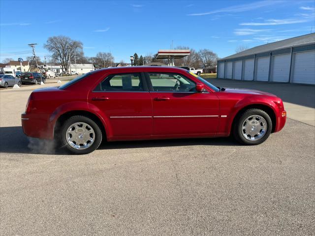 used 2007 Chrysler 300 car, priced at $7,500