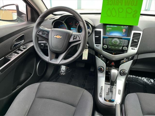 used 2016 Chevrolet Cruze Limited car, priced at $9,900