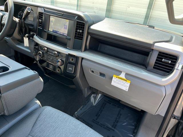 new 2025 Ford F-250 car, priced at $55,325