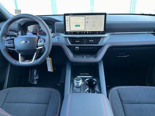 new 2025 Ford Explorer car, priced at $58,648