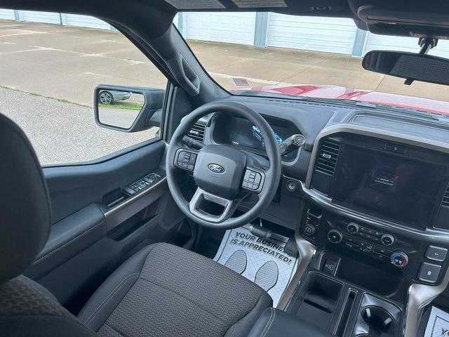 new 2025 Ford F-150 car, priced at $52,672