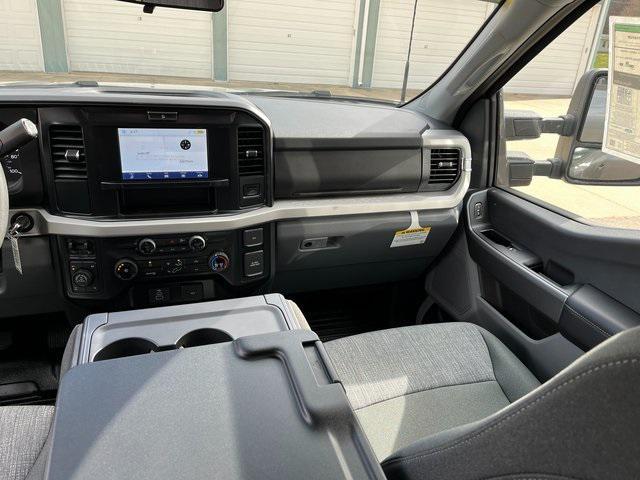 new 2025 Ford F-350 car, priced at $64,190