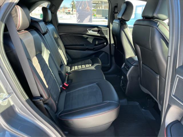 used 2022 Ford Edge car, priced at $32,900