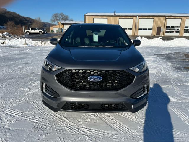 used 2022 Ford Edge car, priced at $32,900