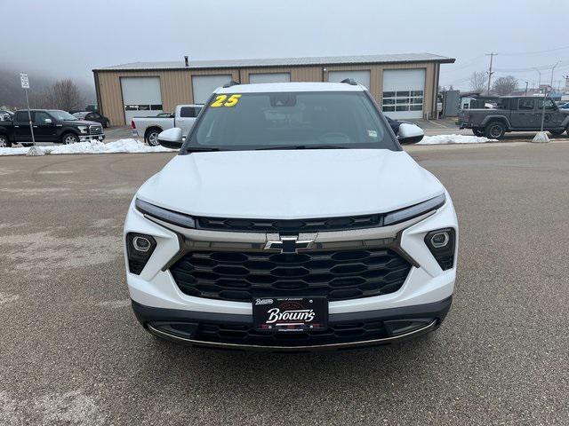 new 2025 Chevrolet TrailBlazer car, priced at $36,195