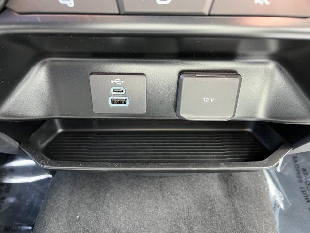 new 2025 Ford F-350 car, priced at $58,060