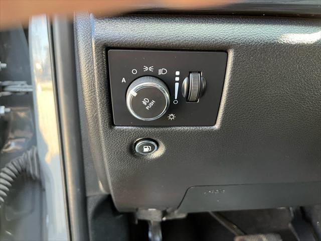 used 2021 Jeep Grand Cherokee car, priced at $25,990